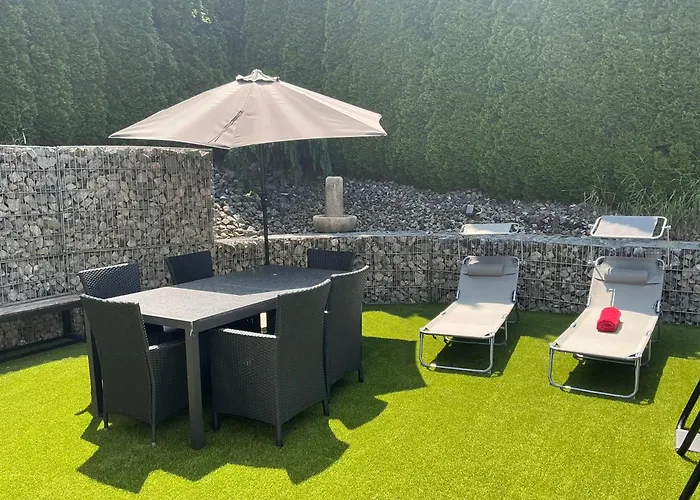 아파트 Gartenloft Mit Pool Imsterberg